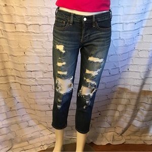 Ladies or junior Holloster holy jeans size 26W 24L